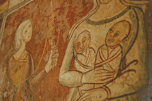 Flickr Deux vertus cardinales dont... la chasteté! Par une bizarrerie locale, ou un changement dans le programme pictural lors de la construction de la chapelle.